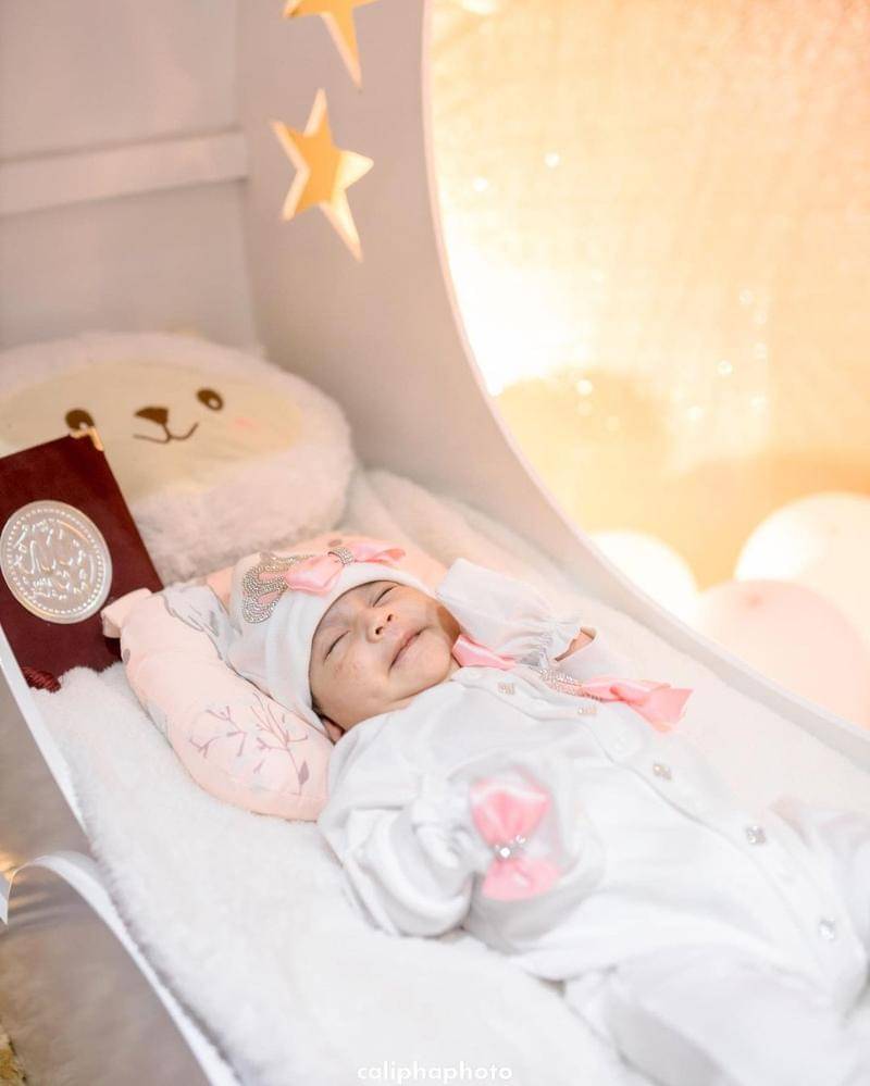 Instagram.com/ichaannisafadila